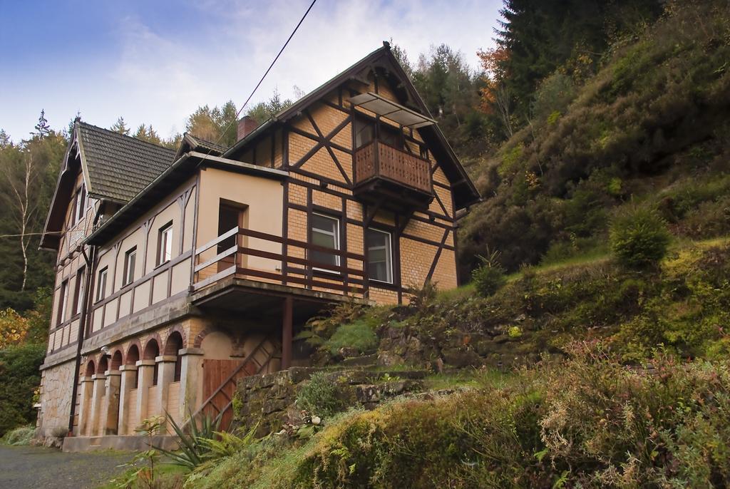 Appartmenthaus Wartburg Bad Schandau Exterior foto